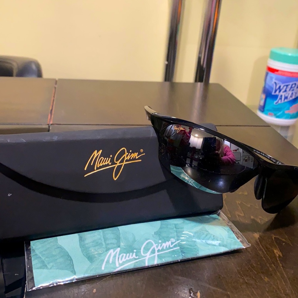 Maui Jim sun glasses